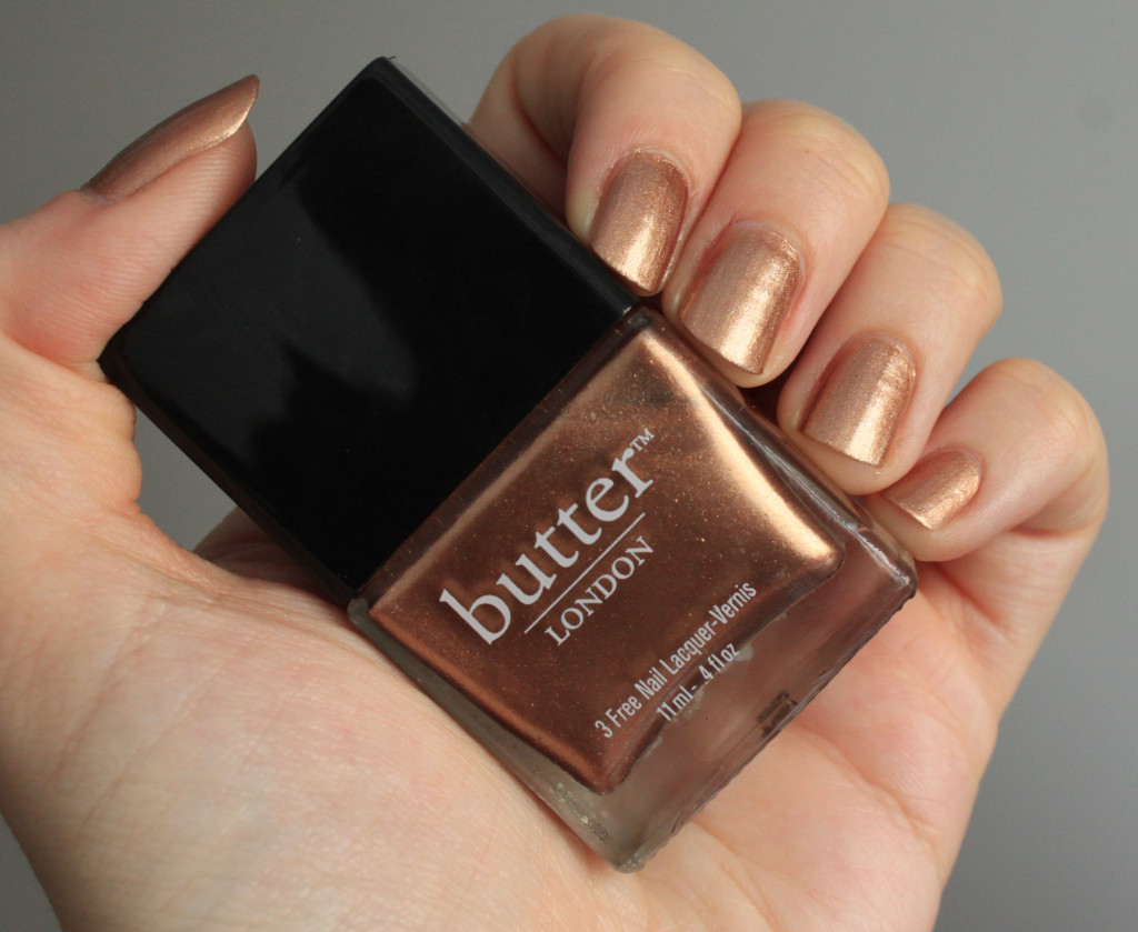 [Sur mes ongles] Butter London The Old Bill